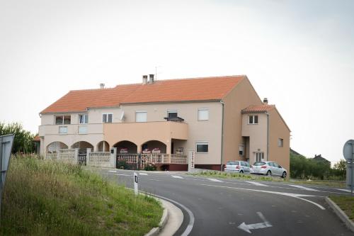  Apartment Katarina in Babin Dub Pločanski