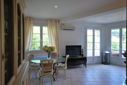 2 Chambres Palais Justinia - image 4