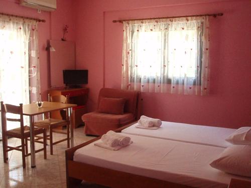  finikes studios kefalonia in Sami