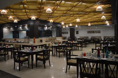 餐飲選擇, 肯塞斯棕櫚海灘迎賓酒店 (Welcomhotel by ITC Hotels, Kences Palm Beach, Mamallapuram) in 馬哈巴利普拉姆