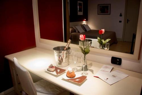 Hotel Mediterraneo - image 12
