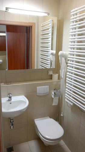 Hotel Krakowiak – Krakow, PA