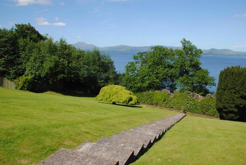 Benoch Lomond Castle