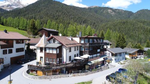 Hotel Sonnenhalde - image 8
