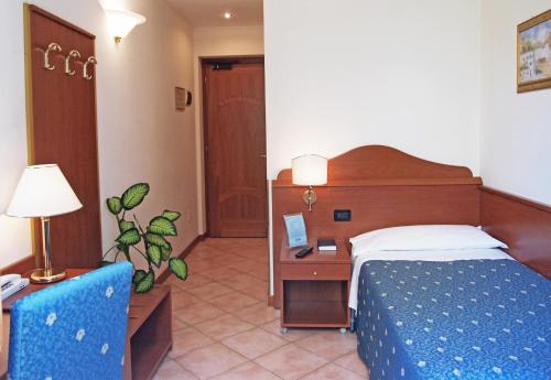 Hotel Cris - image 3