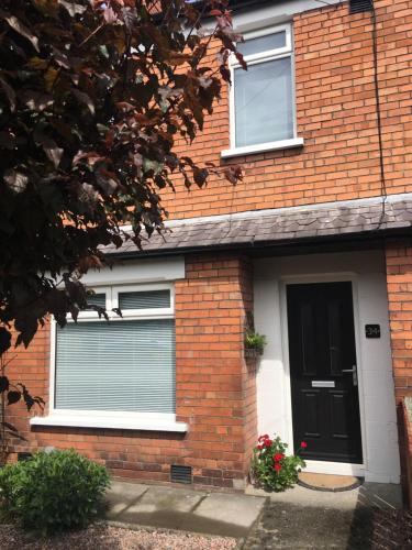Bejárat, Belfast Holiday Home in Ballyhackamore