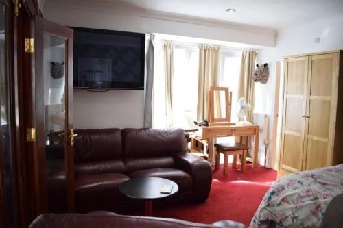 Clifton Bridge Guesthouse - image 12