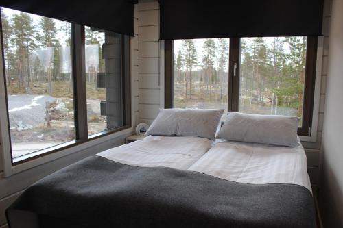 Naava Chalets - image 3