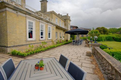 Best Western Chilworth Manor Hotel