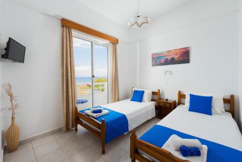  Annabel Apartments in Theologos