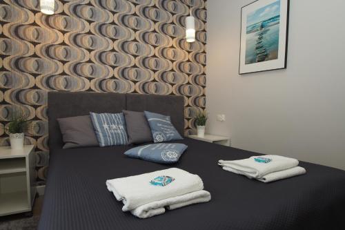 Grand-Tourist Center Point Apartments - image 12