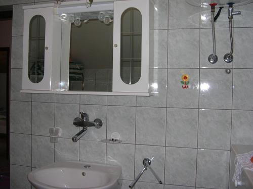  Apartment Zara in Pridraga