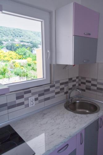 Apartment with Sea View image 7