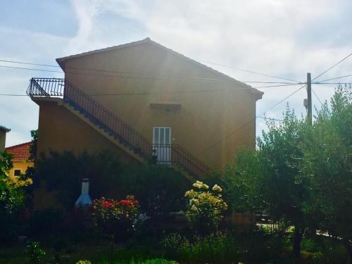  Apartment Gire in Trogir