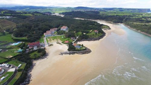 El Encinar de playa de la arena