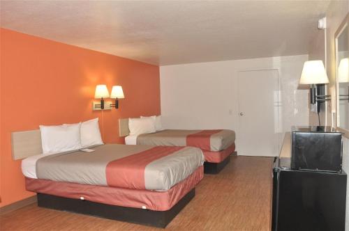 Motel 6-Raleigh, NC - Cary