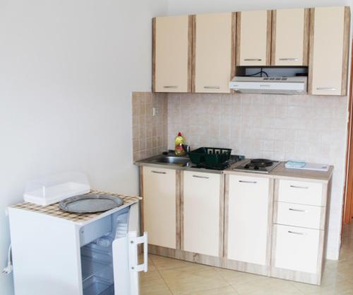 Apartments Gubo - image 7