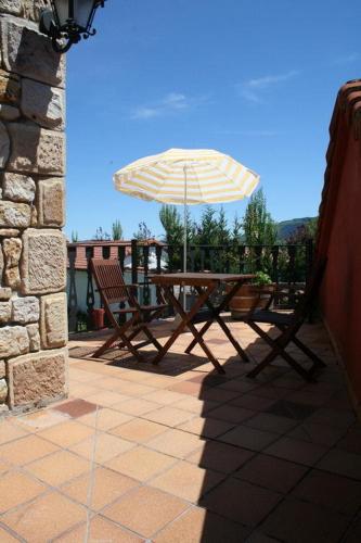 Centro de Turismo Rural La Coruja del Ebro in Valderredible