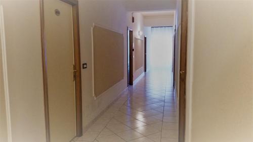 Hotel Ambassador Room Only - Self Check-in 5