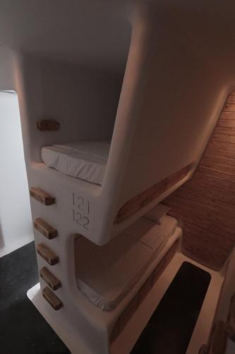 มายโคคูน โฮสเทล (MyCocoon Hostel) in มีโกนอส