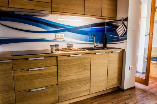кухня, Apartments BBI in Луце