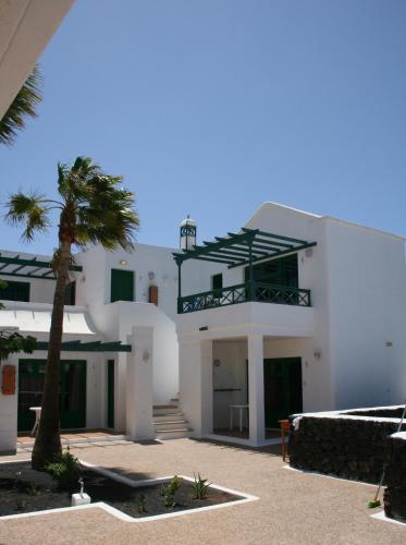 Apartamentos las Acacias - image 11
