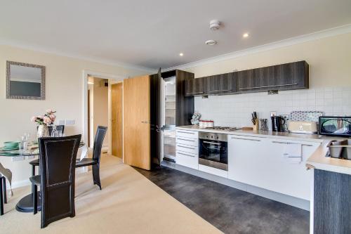 Mica Point City Centre Apartment