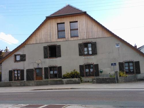 Chambre d Hote 1873 in ดิโวน เล บาน