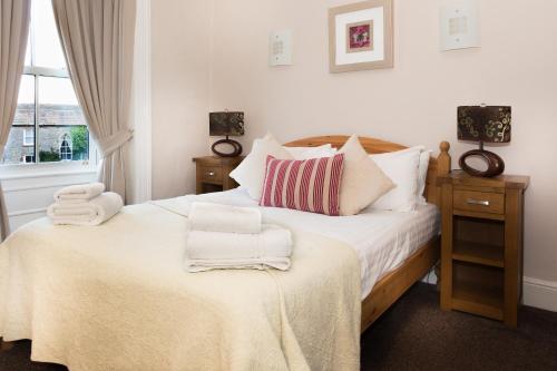 The Wheatsheaf Inn - image 5