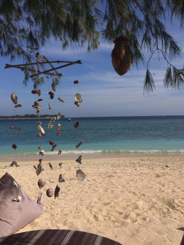 Gili Beach 1