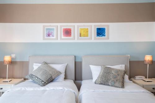 Hotel Oasis - image 9