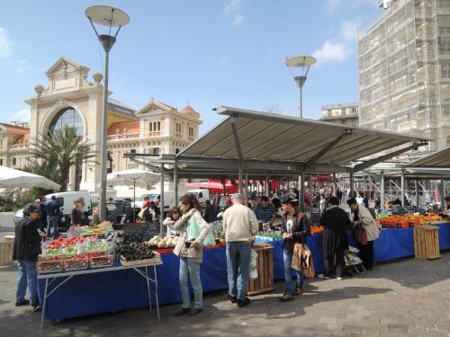 Le Coin Du Marché