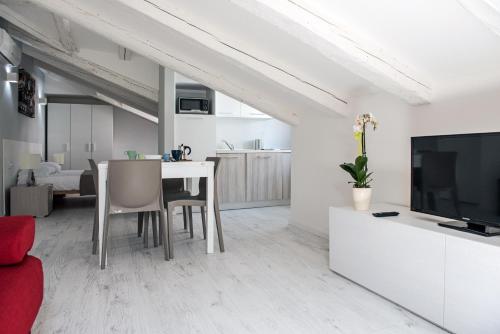 JOIVY Apartments - Trieste Goldoni – khách sạn tại Trieste