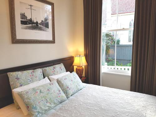 Ponsonby Manor Room Type - King or Twin Room