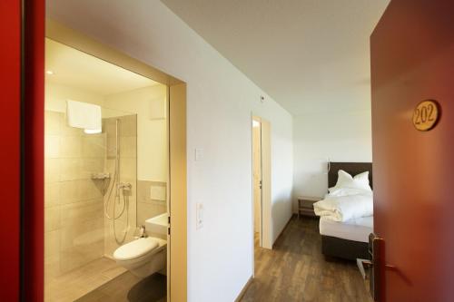 Berghotel Schonhalden - image 11
