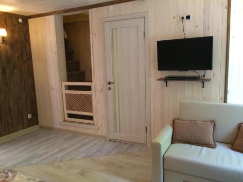 Family Guest House - image 5