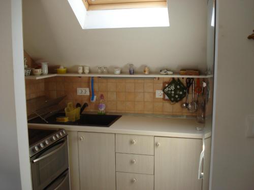  Apartment Lidija in Ložišće