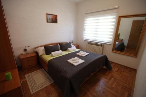 Apartments Lovori-Lorbe