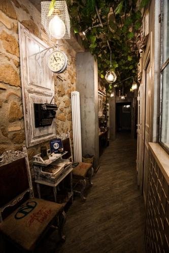 Mancini Shabby House - image 12