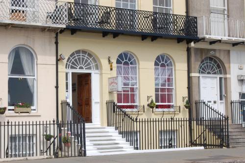 The Edenhurst Guesthouse - Accommodation - Weymouth