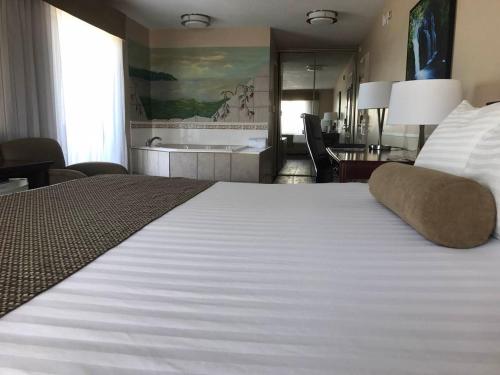 Ramada by Wyndham Campbell River in Campbell River (BC)