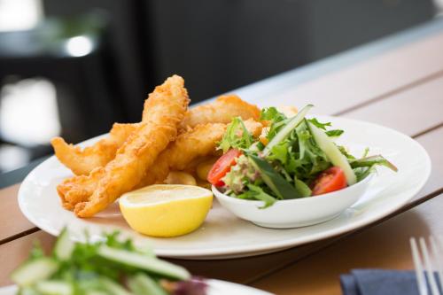 Novotel Sydney Olympic Park - image 13