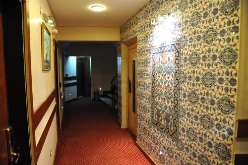 المرافق, فندق تورفان (Turvan Hotel) in سيركجي