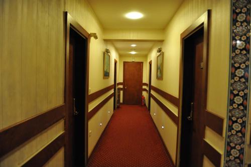 ターヴァン ホテル