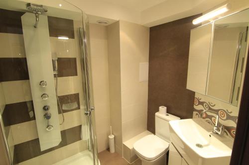 Stay Nexus Galaxy Center Room Type - Small Twin Room