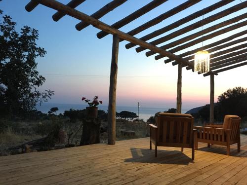 Beso Patara in جيليميس