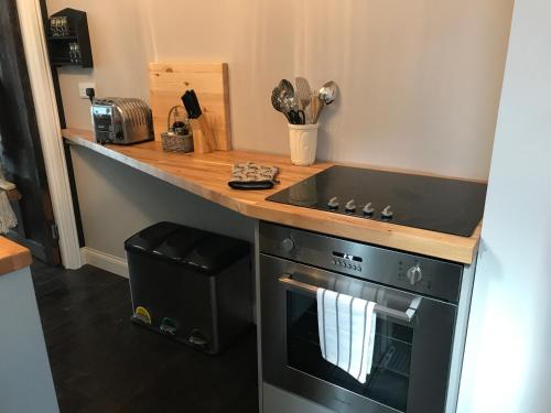 Dippy cottage in เบ็คฮิล