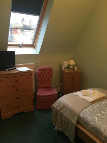 Airdenair Guest House - image 6