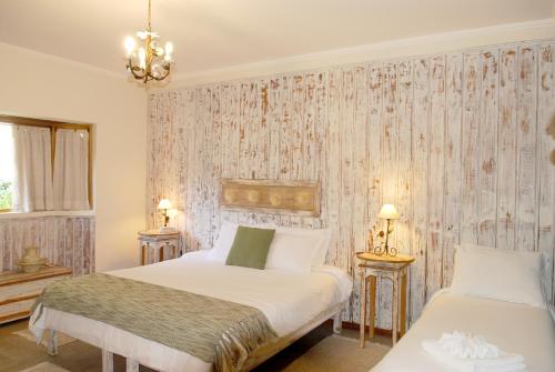 Standard Triple Apartment image 6