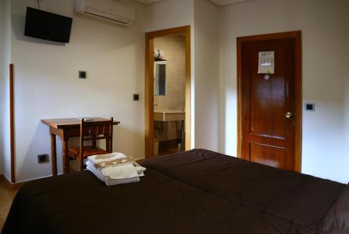 Hostal Muralla - image 3